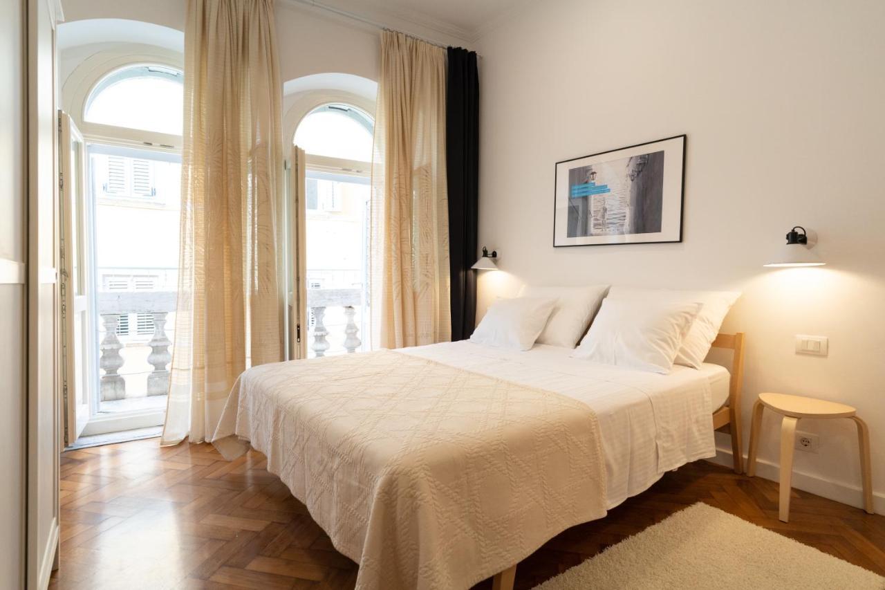 Mimi Carera Apartment & Room Ровинь Экстерьер фото